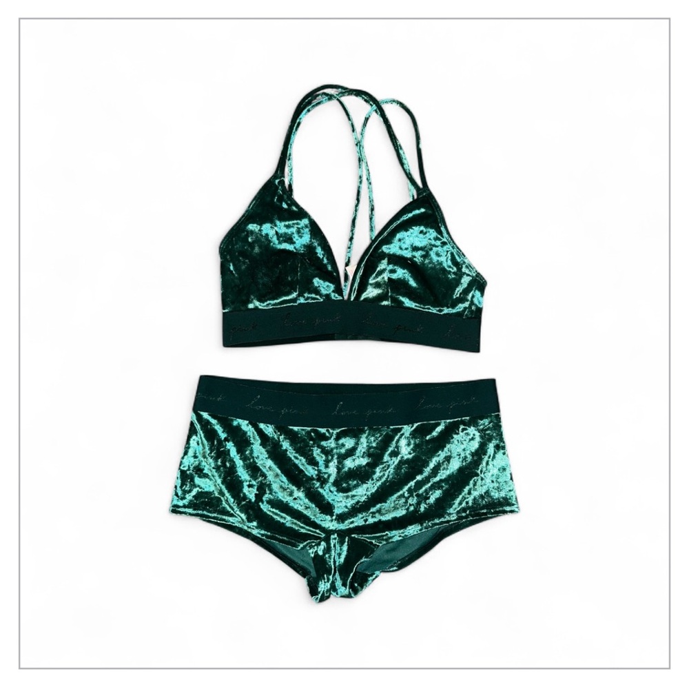 PINK Victoria's Secret Emerald Velvet Bra Set